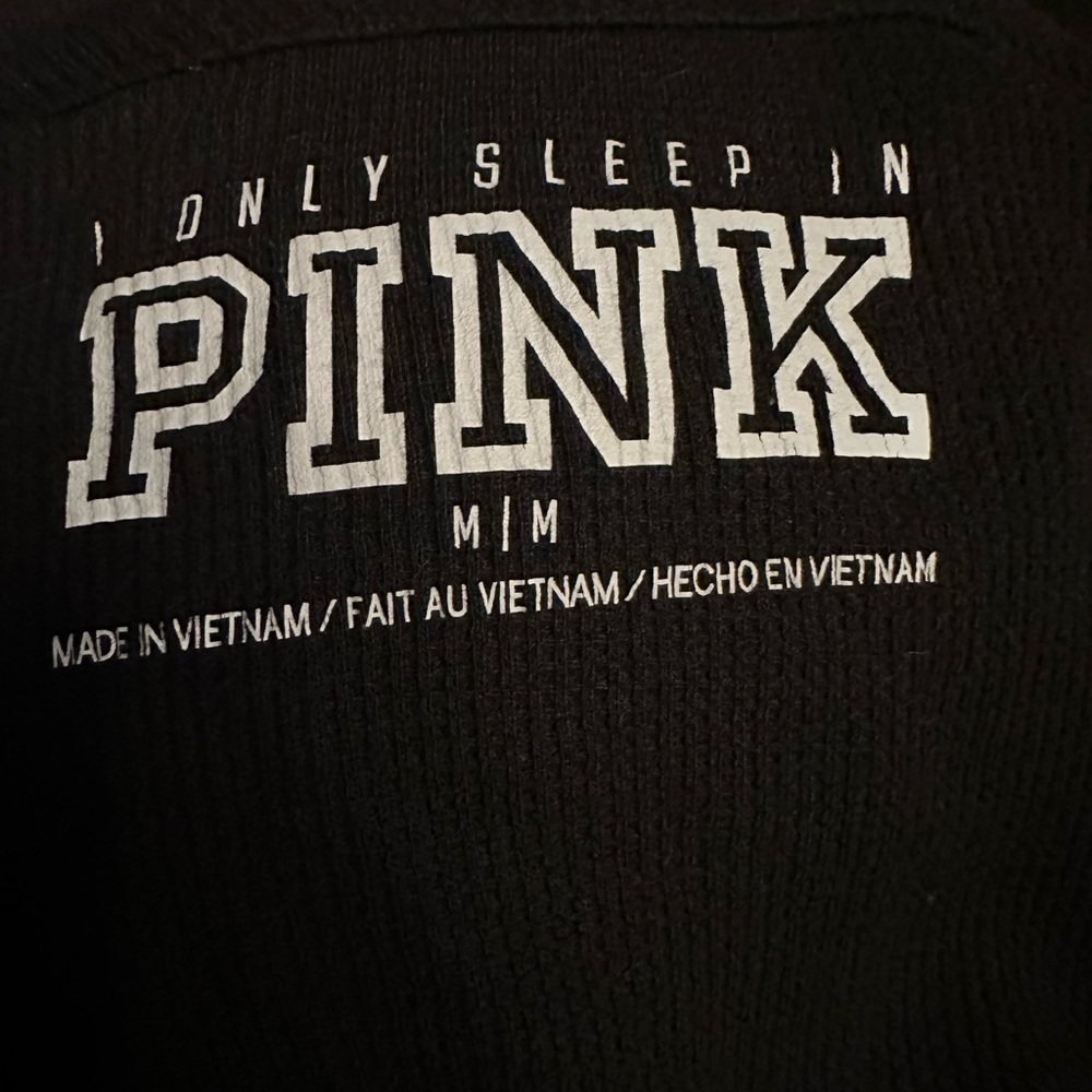 Pink sweaters - Picture 2 of 7
